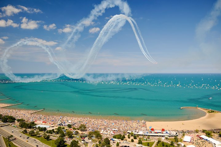 The Chicago Air and Water Show on Lake Michigan